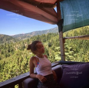 Allyson happy ending massage in Cascades